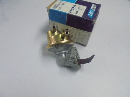 Pompe essence carburant