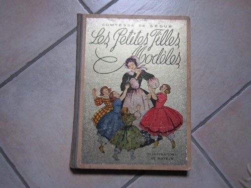 Les petites filles modeles - filles,