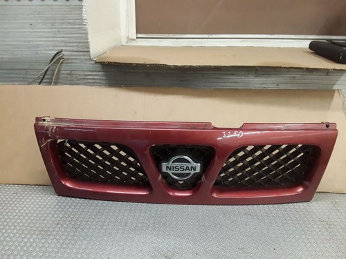 Nissan terrano 1999 grille - nissan,