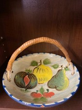 COUPE A FRUITS SIGNEE