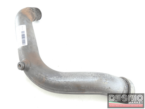 Vertical head exhaust