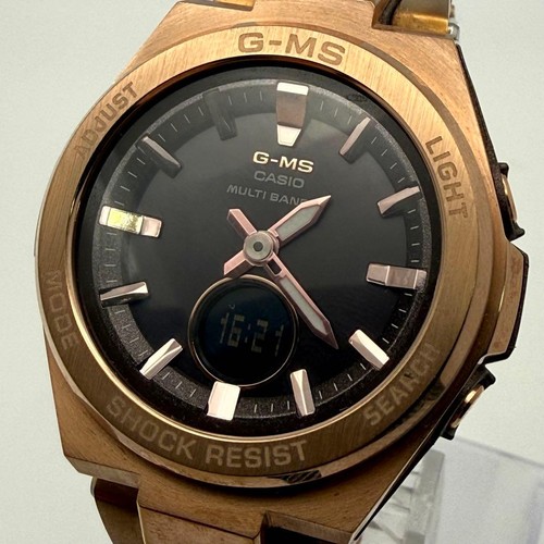 Montre solaire radiocommandée