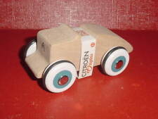 PETITE VOITURE EN BOIS TYPE