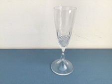 Lalique France Verre Cristal Modèle Chinon  18 cm à champagne 12 disponible