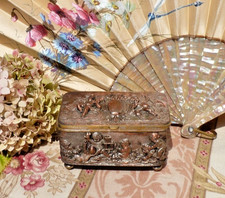 ANCIENNE BOITE en cuivre