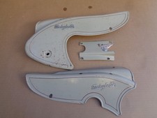 Paire de carters latéraux