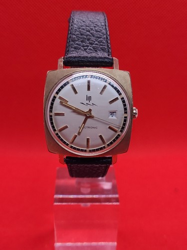 Belle montre homme - , lip
