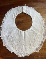 Dentelle ancienne - PETIT