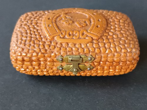 Boite chapelet en bois - a,