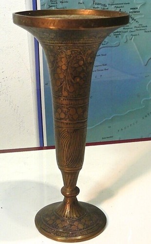 Superbe vase oriental ancien