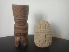 Tiki homme-dieu Polynésien bois + monolithe pierre