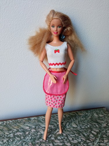 Barbie articulé blonde