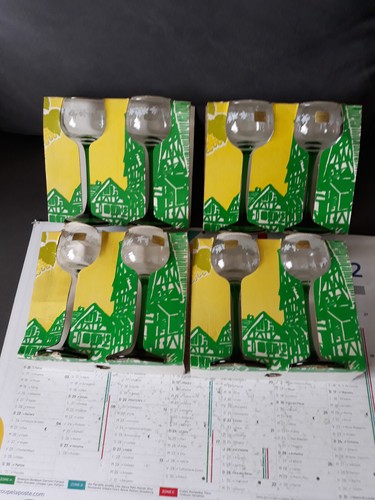 Verres pied vert codec - a,