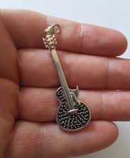 pendentif en argent massif, Guitare 