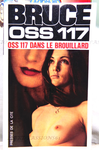 Oss 117 147 - oss, dans
