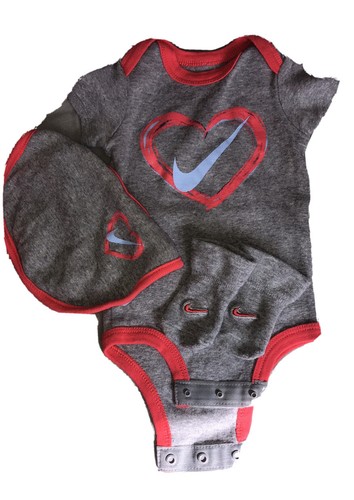 Coffret cadeau nike bébé - cadeau,