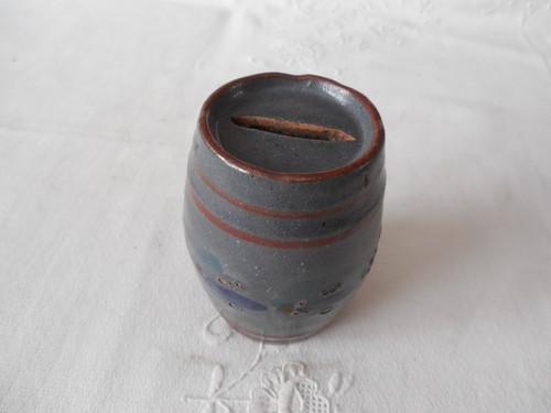 Ancienne tirelire forme - tirelire, en