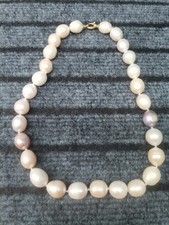 Superbe collier perles de