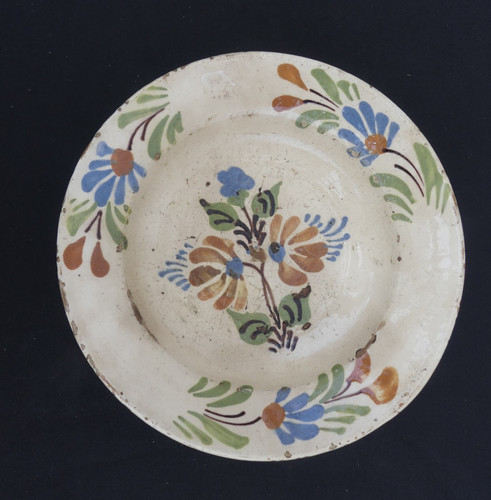 Ancienne assiette creuse - , /