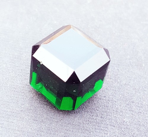 Topaze cube vert foncé - topaze,