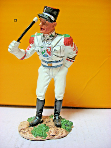 Figurine hachette 72 - #,