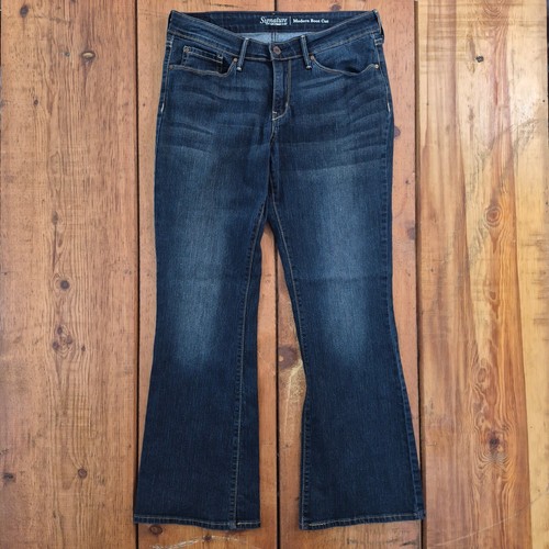 Signature levi strauss co - signature, by