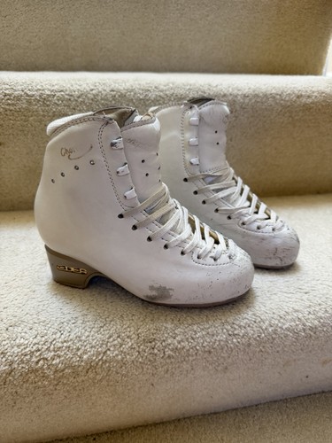 Edea chorus 215c figure skates - 215c,