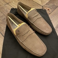 Tod’s Gommino Beige Suede
