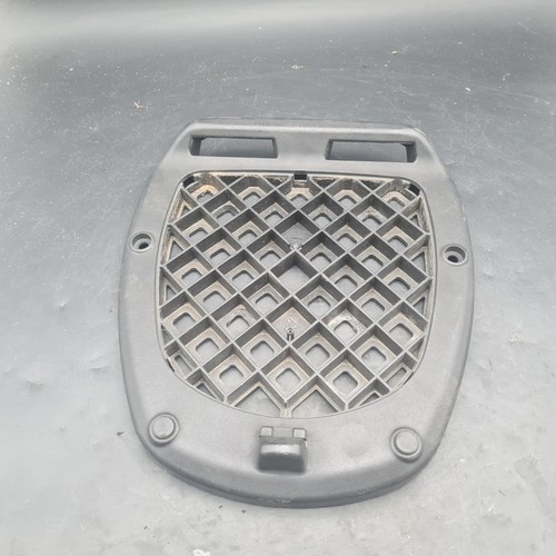 Rear luggage rack top - rear, case