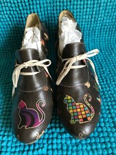DOGO SHOES~WOMEN'S SIZE