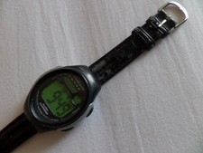 Montre GEONAUTE noire, multifonctions, LED fonctionne