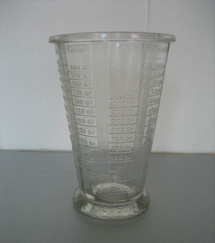Ancien verre gradué doseur - ancien,