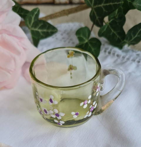 Ancien petit verre emaille - petit,