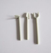 PLAYMOBIL (L1102) MOYEN-AGE - Outils Fourche Binette Baton Gris Paysan Vintage