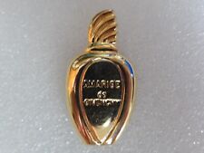 pin's - PARFUM AMARIGE de