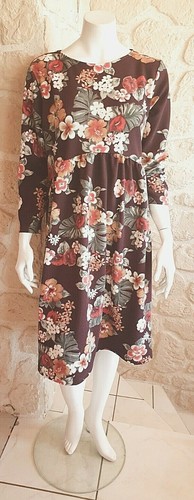 Robe violette fleurs neuve - à,