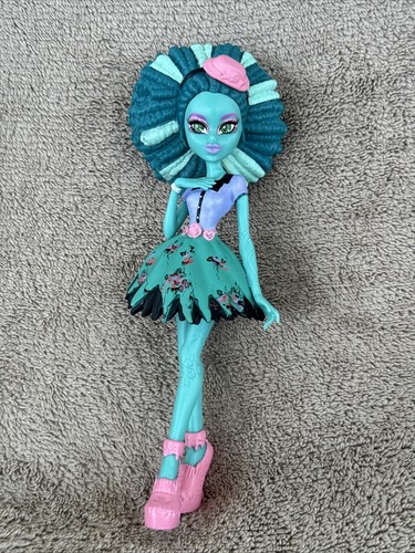 Monster high doll honey swamp - doll,