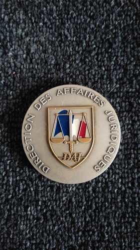 Médaille table direction - de,