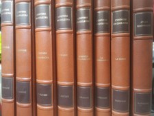 Univers En Couleurs 8 Livres