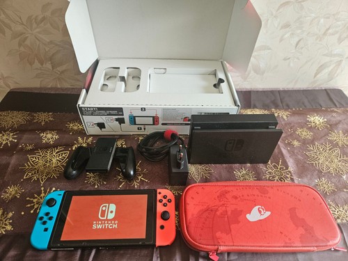 Nintendo switch console - 32,