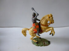 CAVALIER MOYEN AGE SUR CHEVAL CABRE STARLUX