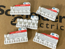 5X SCHNEIDER Resi9 XE Répartiteur d'alimentation 5 mod. + connecteur - R9EXHC05