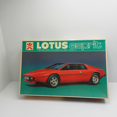Bandai 8024 maquette - 1/16,