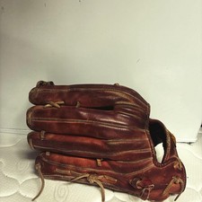Gant de baseball en cuir