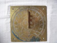 ANCIEN CADRAN SOLAIRE EN