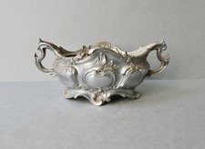 petite jardinière en métal