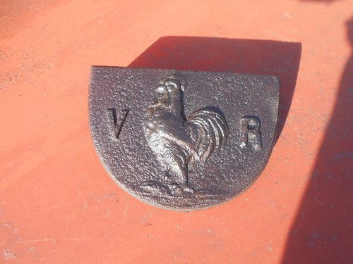 Plaque fonte avec coq - plaque,