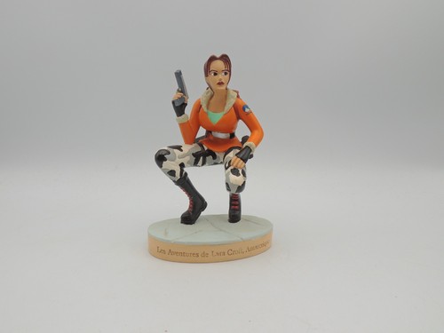 Tomb raider lara - tomb,