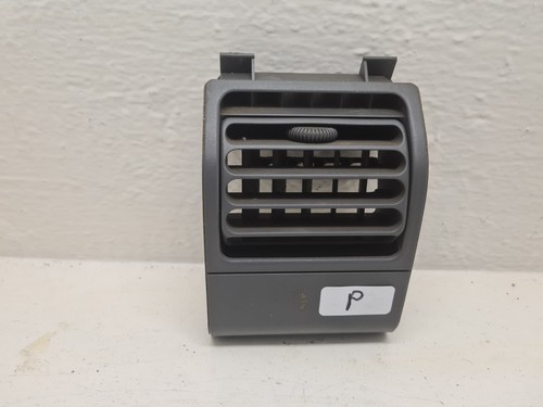 Grille aération avant