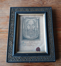 Cadre reliquaire Sainte face du Christ sur tissu.